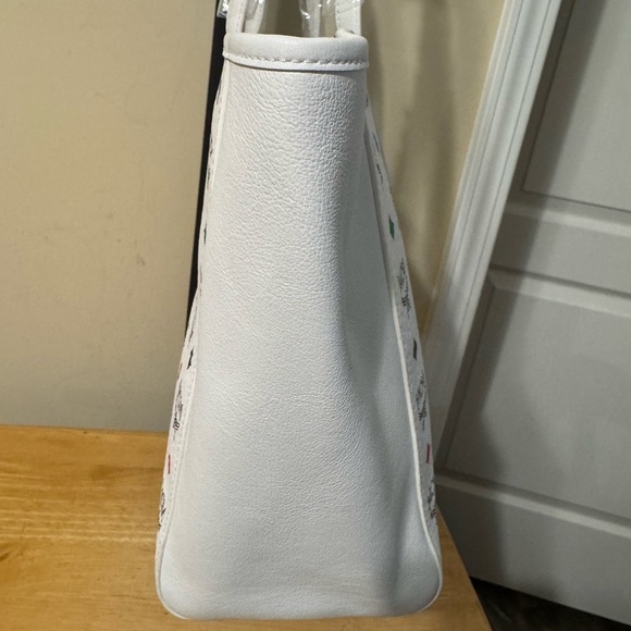MCM White Multicolor Logo Tote Bag - Picture 3 of 9